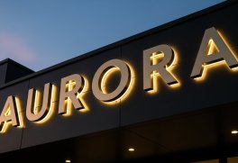 Hướng Dẫn 3 Bước Chọn Độ Dày Chữ Inox 304 Vàng Gương Chuẩn Chống Biến Dạng Hiệu Quả (2026)